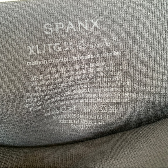 Spanx Camo Leggings Size XL - Picture 7 of 8